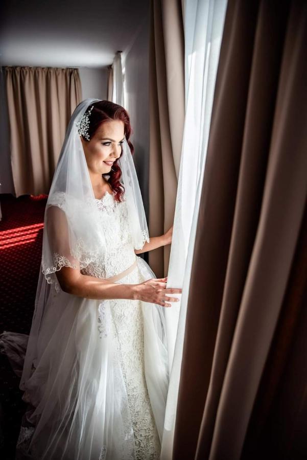 Hotel Dennis Медиаш Экстерьер фото